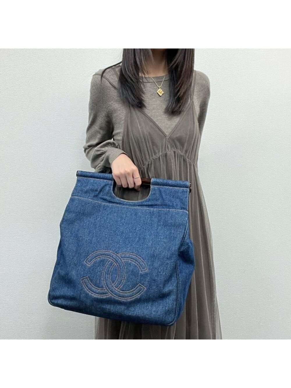 ★SOLD★ Chanel CC Logo Handbag Blue Denim Vintage - Picture 1 of 15